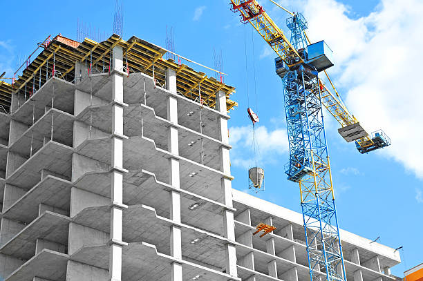 Best Local Concrete Companies  in Earlington, KY